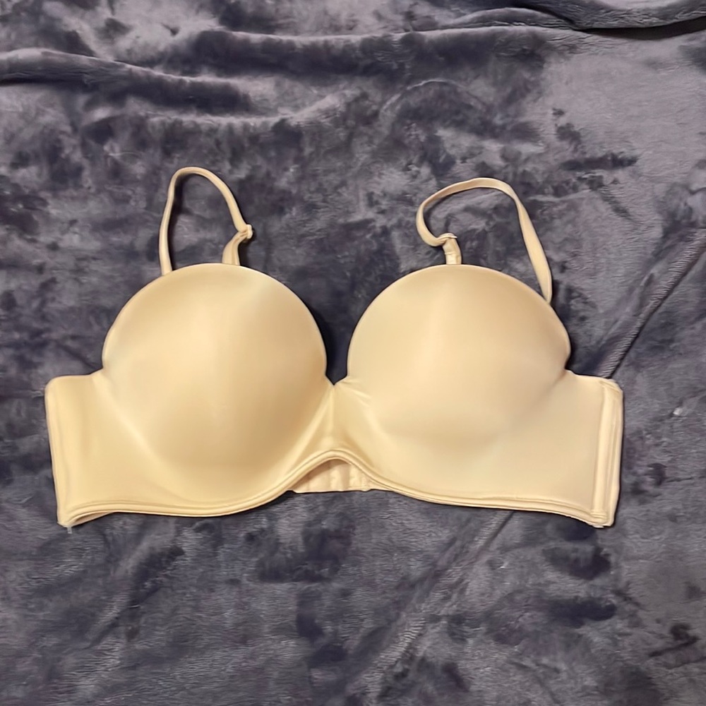 Convertible seamless bra